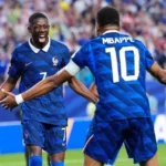 ¡Rayos! Nadie para a Mbappé; avanza Francia a Dieciseisavos